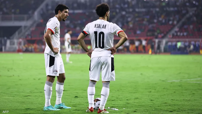 فيفا يشيد بثنائي مصر.. صلاح ومرموش سلاح الفراعنة الأبرز في المونديال