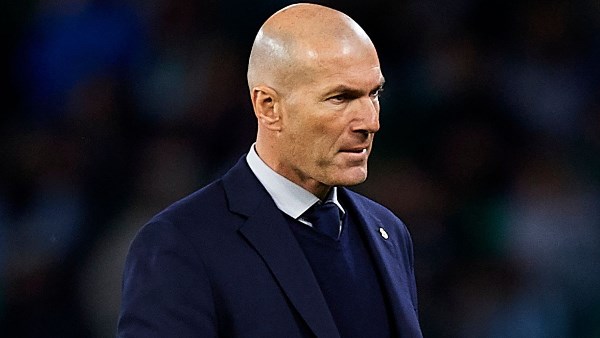 زيدان يقترب من تدريب مانشستر سيتي خلفًا لغوارديولا